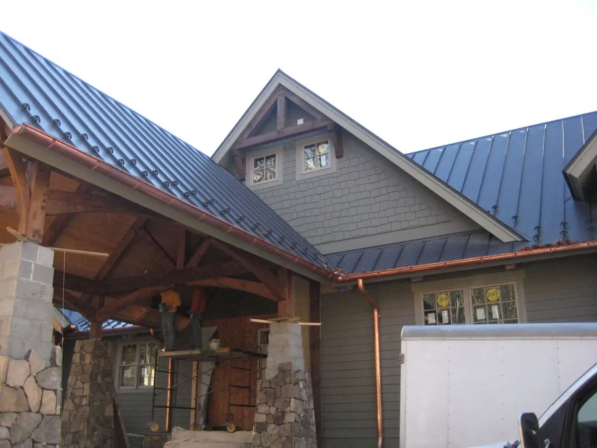 Craftsman Roofing team delivering quality roofing work in Canaan